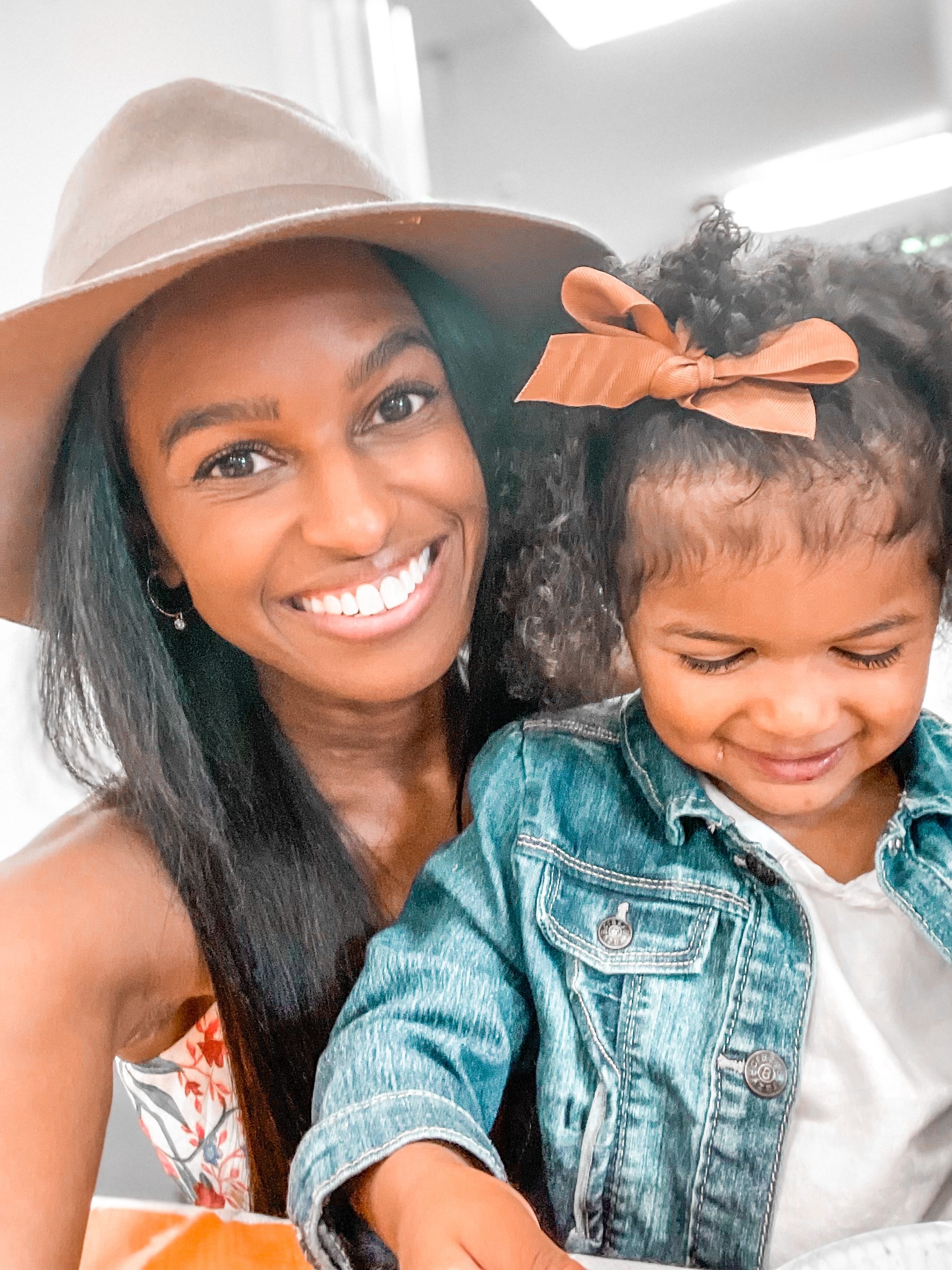 mother-daughter-toddler