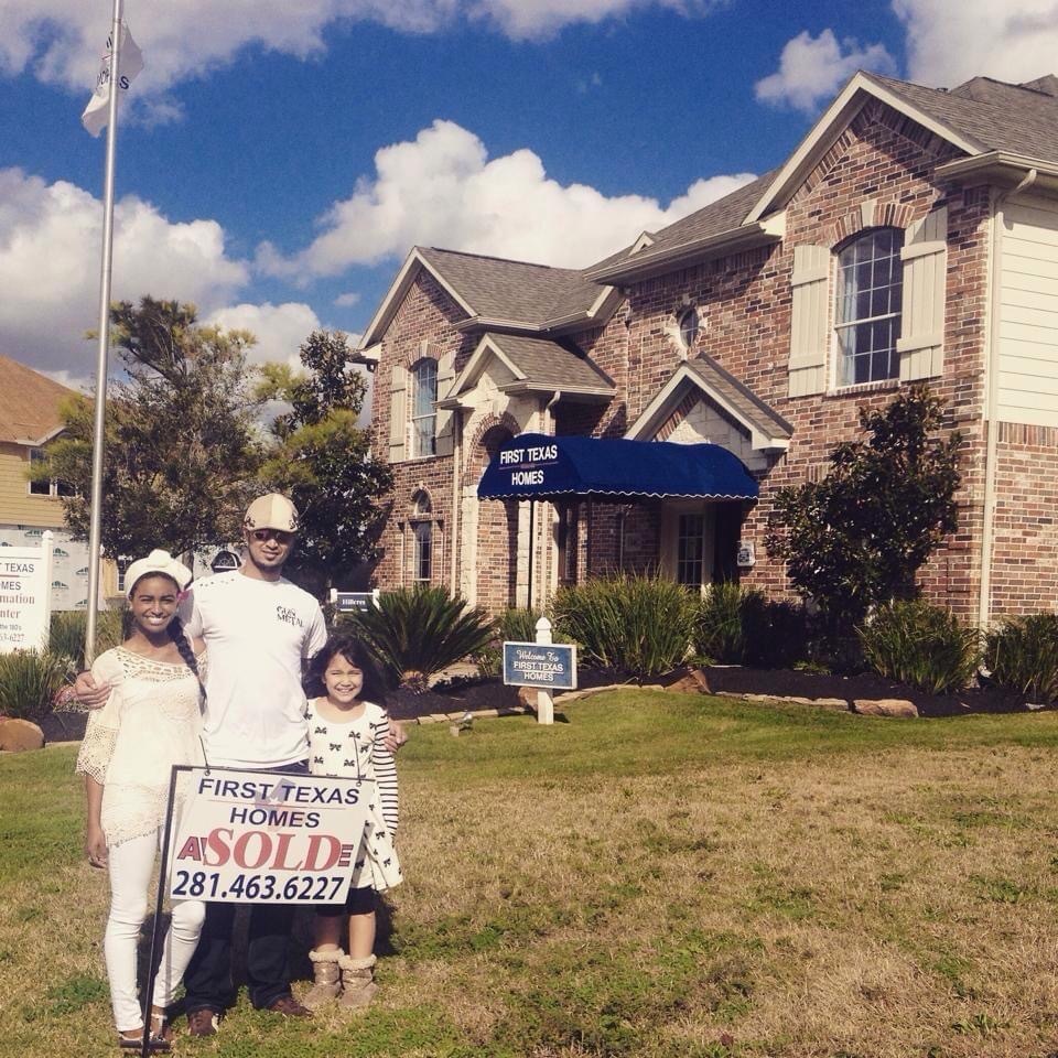 new-home-owners-sold-sign-cypress-texas-canyon-lakes-west